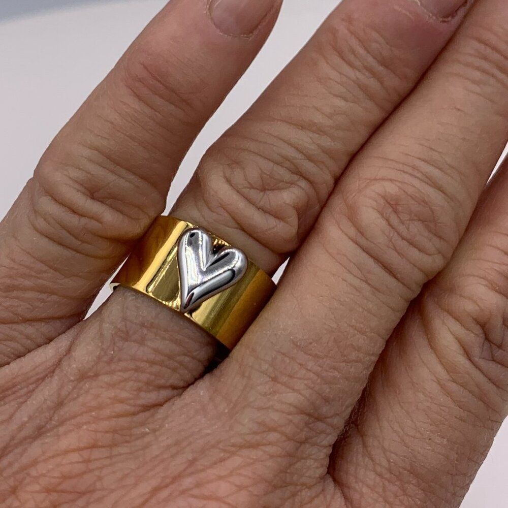 Ring, new, gold coloured stainless steel, adjustable, heart, cigar band